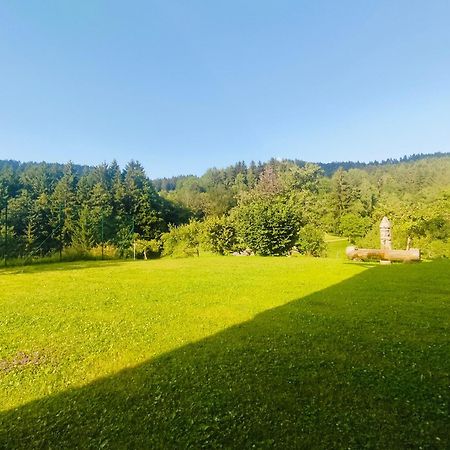 Apartments Organic Tourist Farm Gradisnik Prevalje Exterior foto